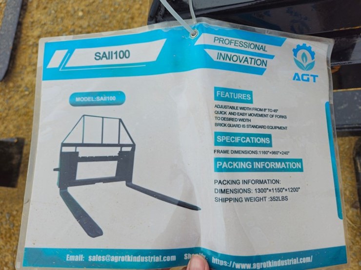 #5137-•-2026-mower-king-sa-48"-pallet-fork-image-9