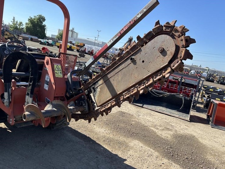 2014-ditch-witch-rt45-image-14