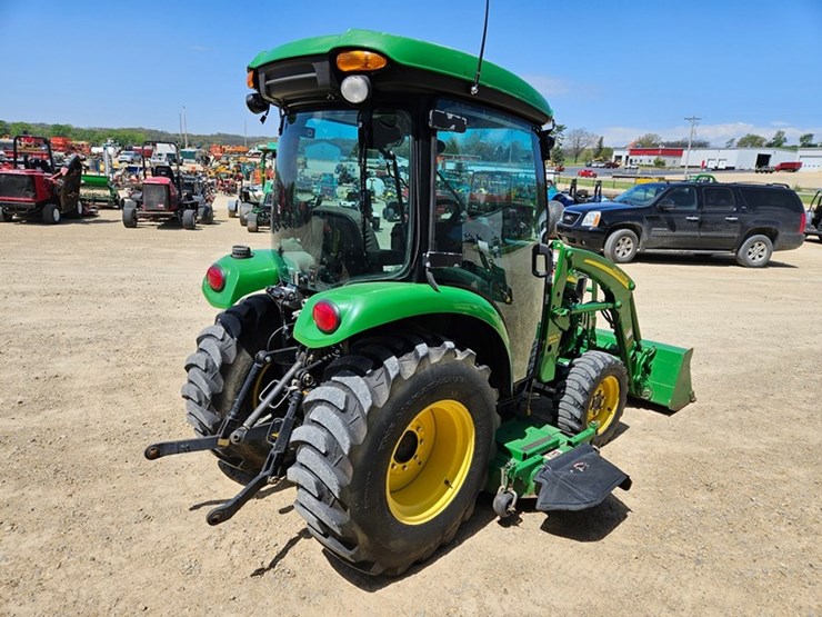 john-deere-3520-image-5