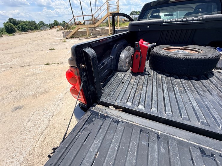 2005-dodge-dakota-image-87