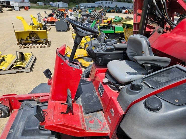 toro-groundsmaster-5900-image-21