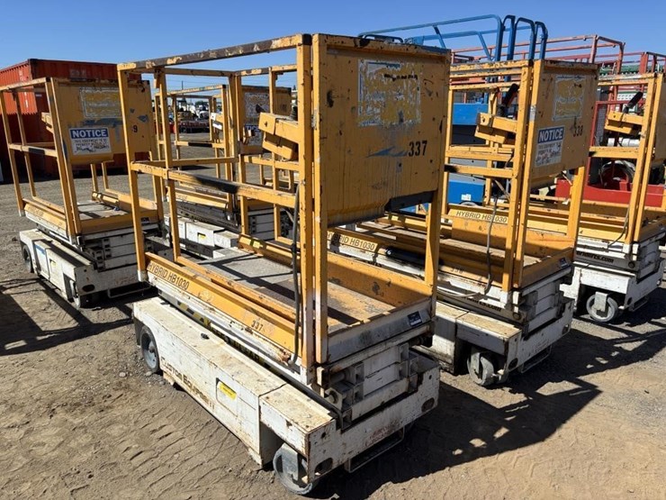 2005-custom-equipment-hb1030-image-2