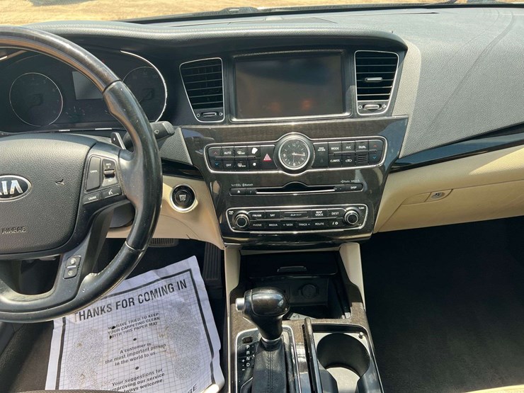 2014-kia-cadenza-4-door-sedan-(155,518-miles)-image-13