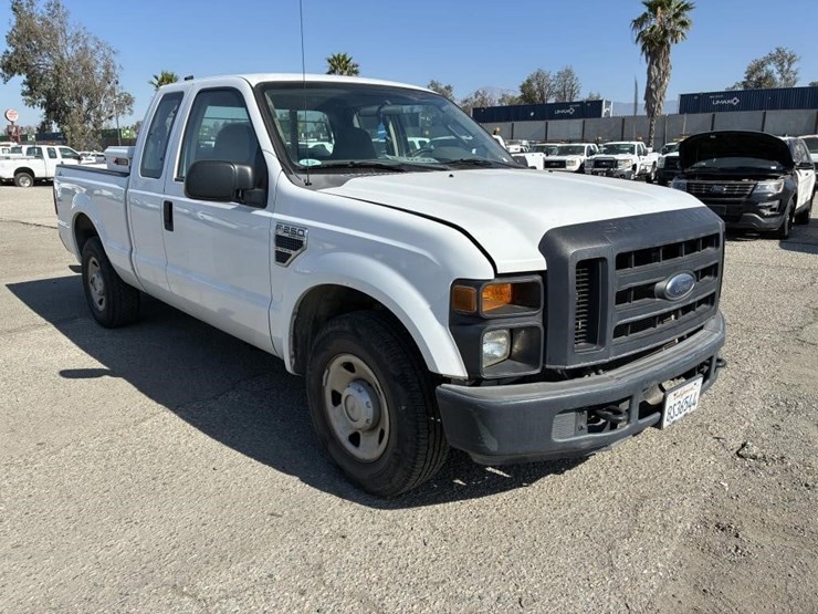 2008-ford-f250-sd-image-2
