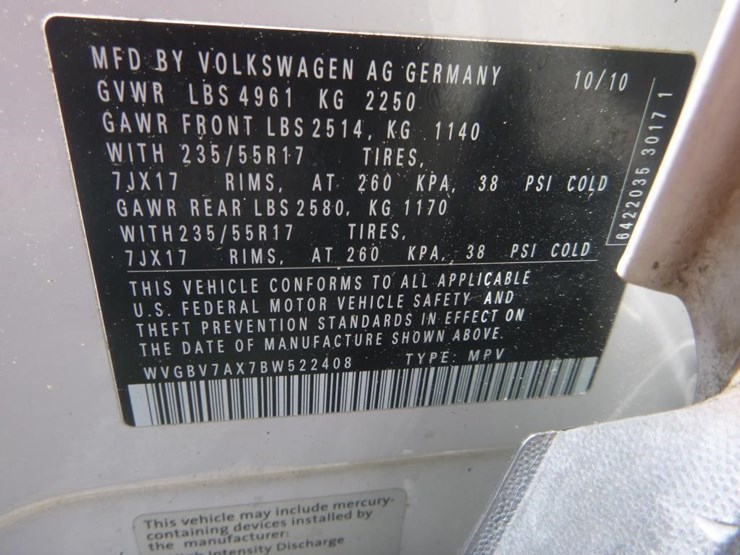 2011-volkswagen-tiguan-image-17