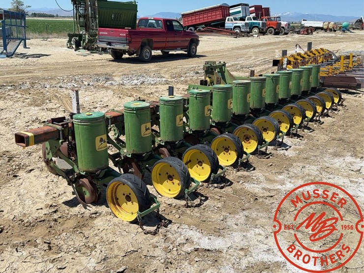 john-deere-71-image-6
