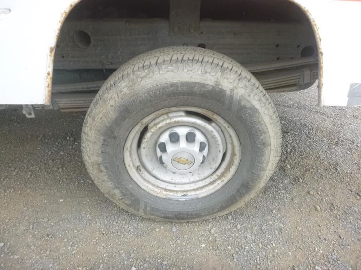 2003-chevrolet-2500-image-17