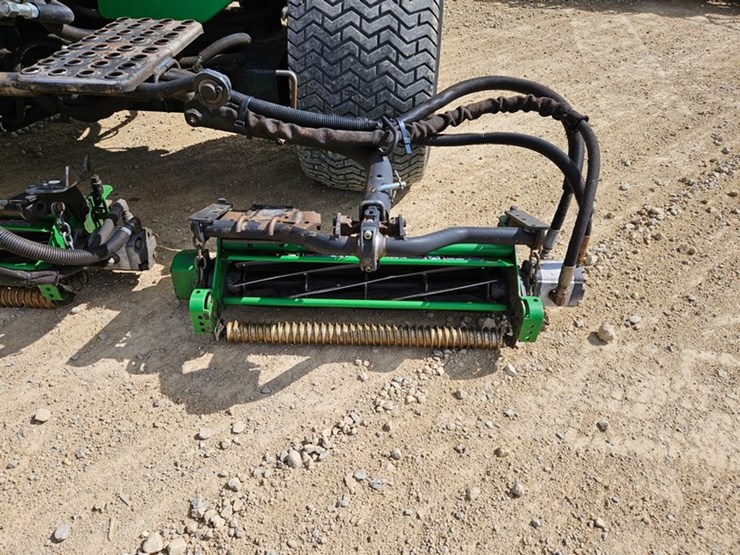 john-deere-3225b-image-9