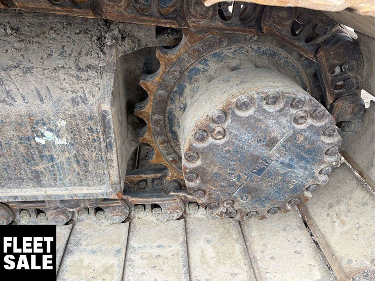 2017-komatsu-pc200-lc-8-image-11