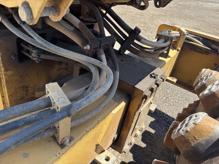 1998-caterpillar-cp-433c-image-17
