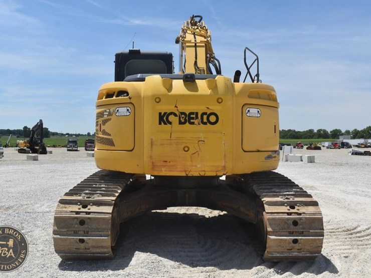 2014-kobelco-sk260sr-lc-3-image-4