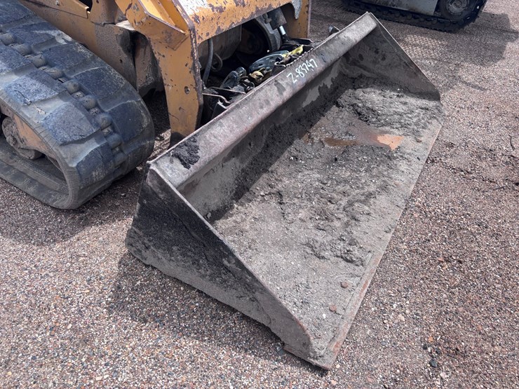 2017-caterpillar-279d-image-8