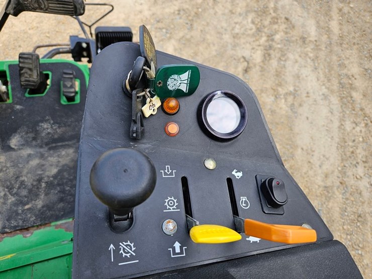 john-deere-2500e-image-23