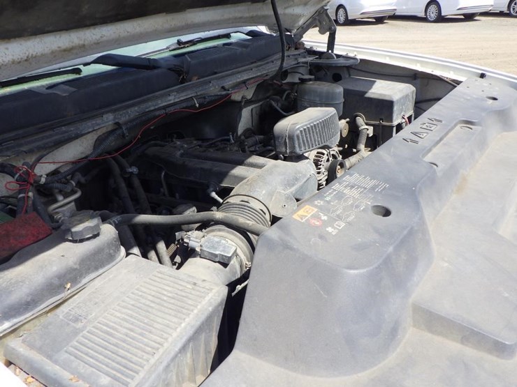 2011-chevrolet-2500-image-11