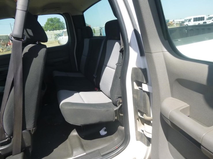 2008-chevrolet-1500-image-13