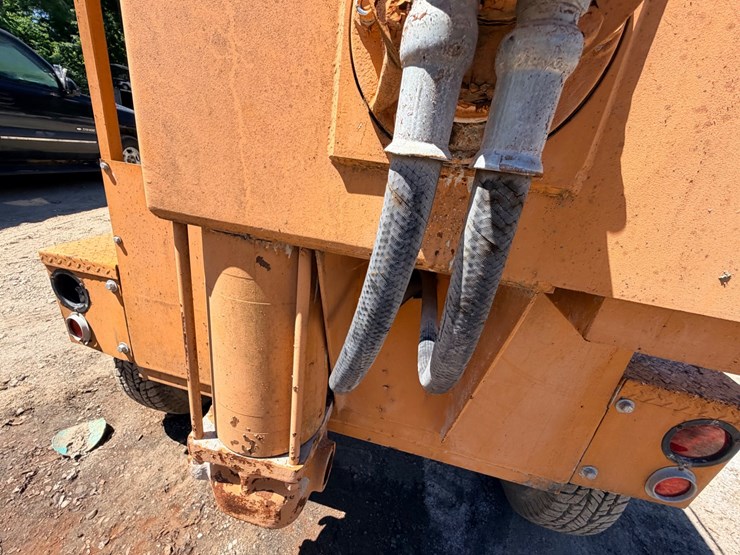 #24058-•-2009-voeller-mud-jack-h-200-image-51