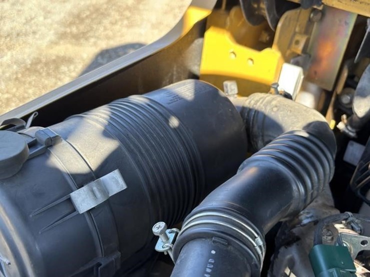 2015-caterpillar-2c6500-image-37