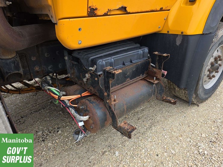 2008-international-workstar-7600-image-18