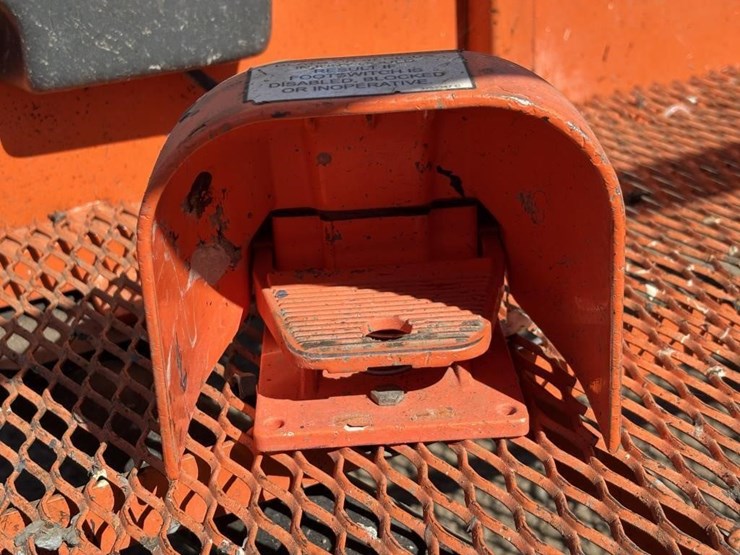 2019-jlg-450aj-image-17