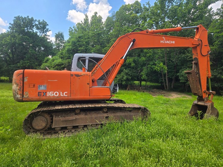 hitachi-ex160-lc-image-14