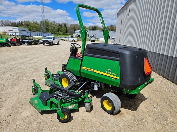 john-deere-1600-turbo-image-3
