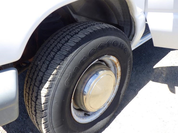 2000-ford-econoline-350-image-12