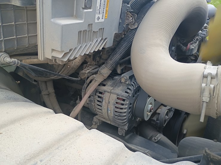 2015-international-durastar-4300-image-30