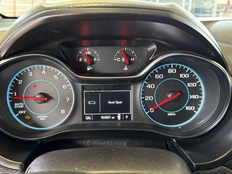 2017-chevrolet-cruze-ls-sdn-image-17