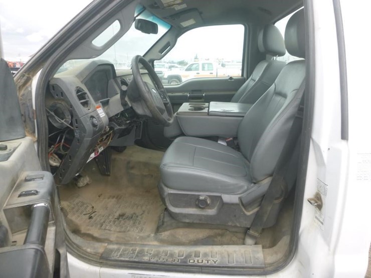2016-ford-f550-image-11