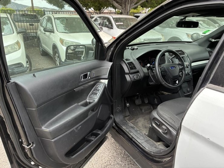 2019-ford-explorer-police-interceptor-image-13