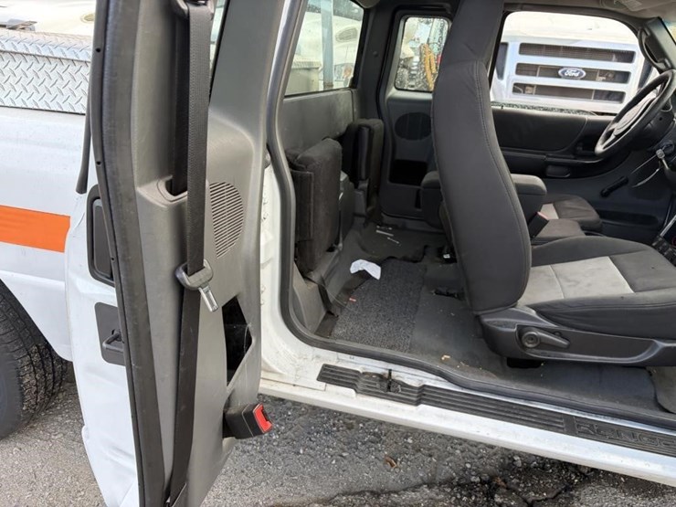 2005-ford-ranger-image-11