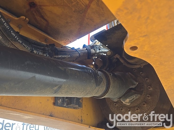 2021-volvo-a25g-image-33