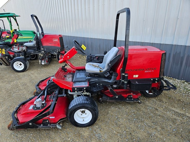 toro-groundsmaster-3500d-image-2
