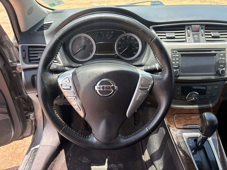 2013-nissan-sentra-4-door-sedan-(163,899-miles)-image-13