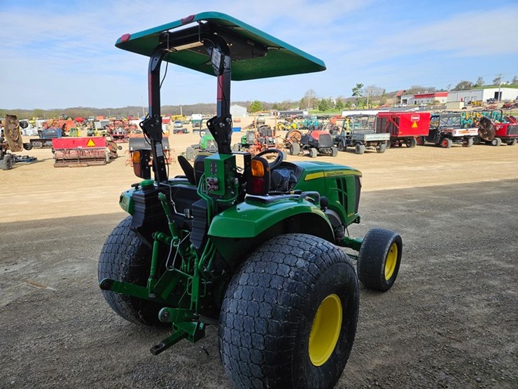 john-deere-4066r-image-5