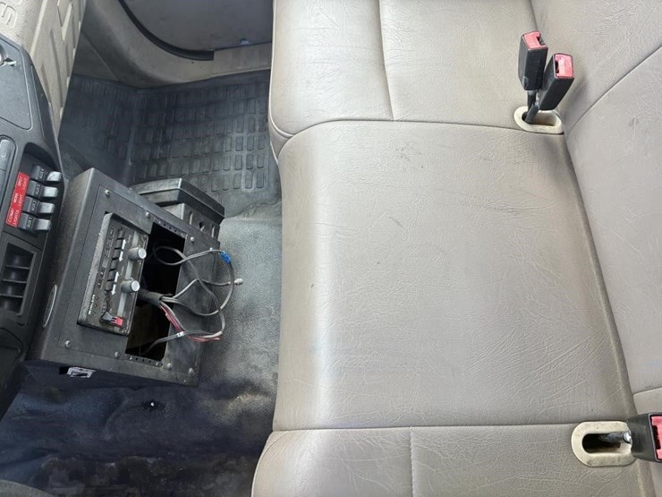 2010-ford-f450-image-22