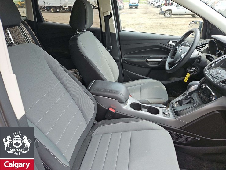 2016-ford-escape-image-17