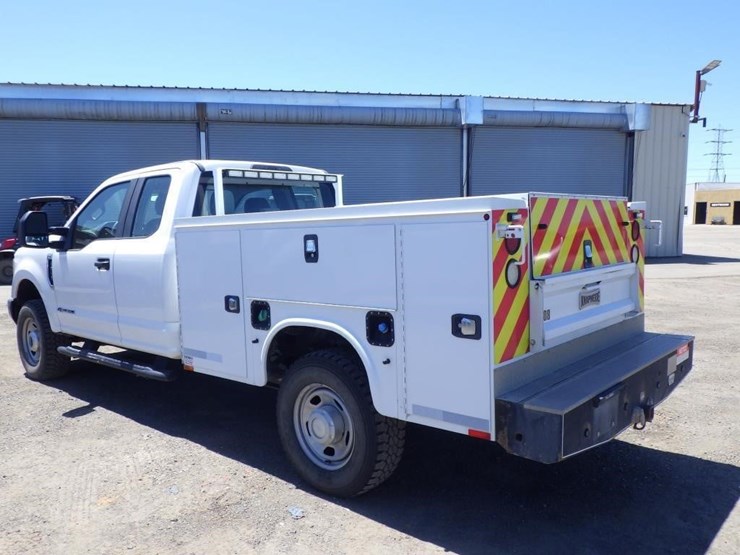 2017-ford-f350-image-4