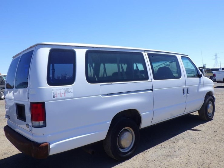 2000-ford-econoline-350-image-3