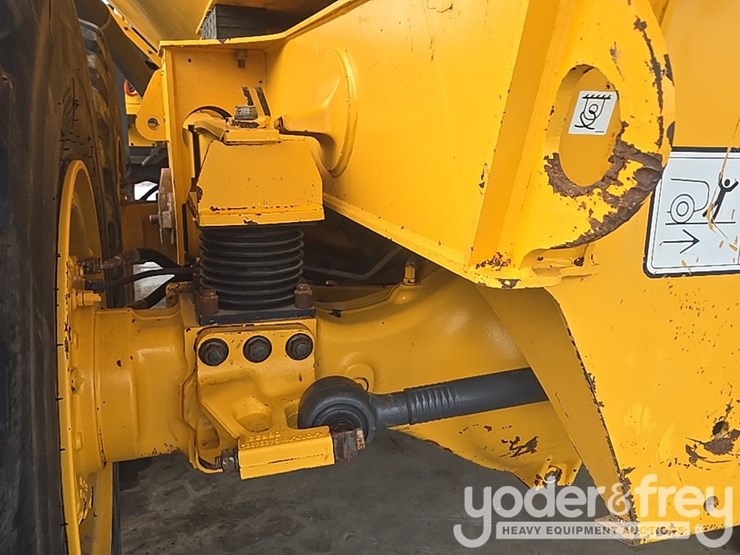 2023-volvo-a25g-image-25