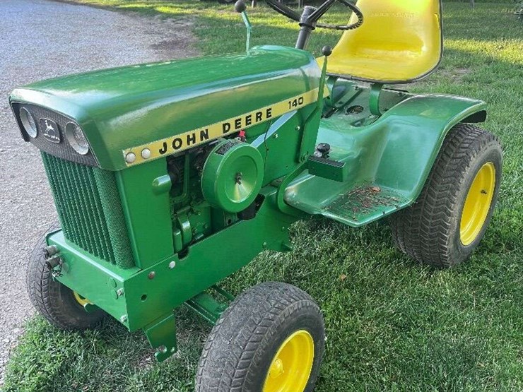 1968-john-deere-140-image-1