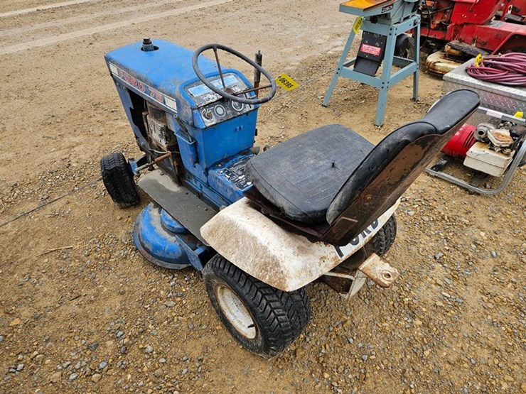 ford-tractor-image-3