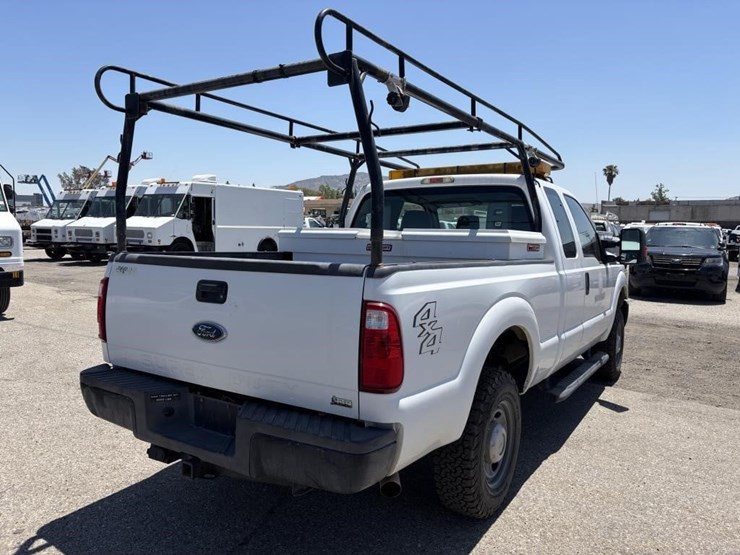 2011-ford-f250-sd-image-3