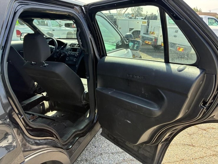 2019-ford-explorer-police-interceptor-image-15