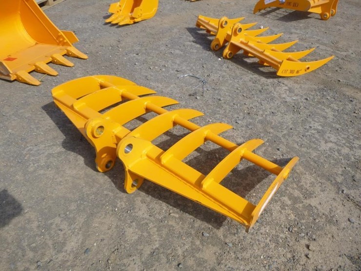 caterpillar-303-image-3