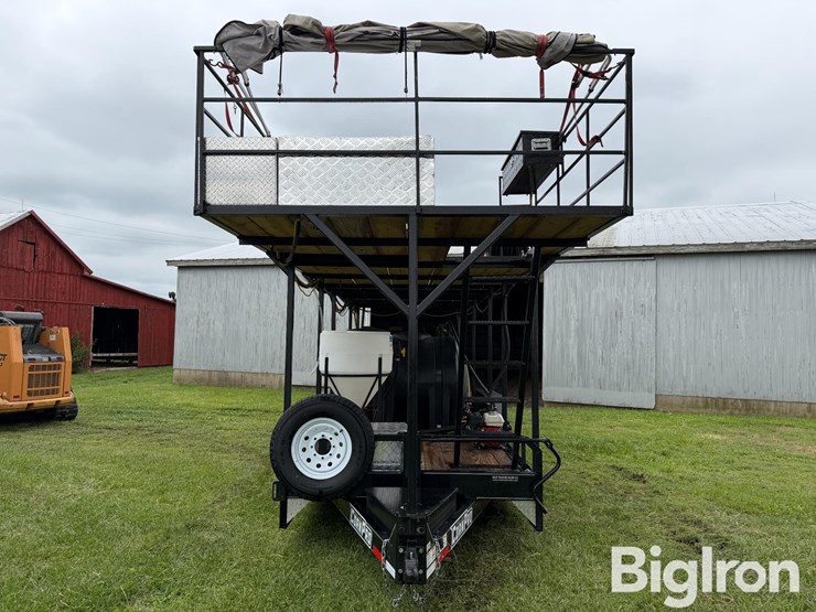 2024-corn-pro-t/a-drone-trailer-image-2
