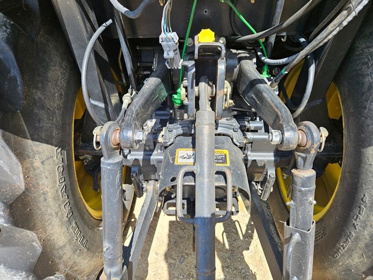john-deere-3520-image-20
