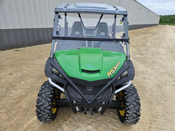 john-deere-gator-image-8