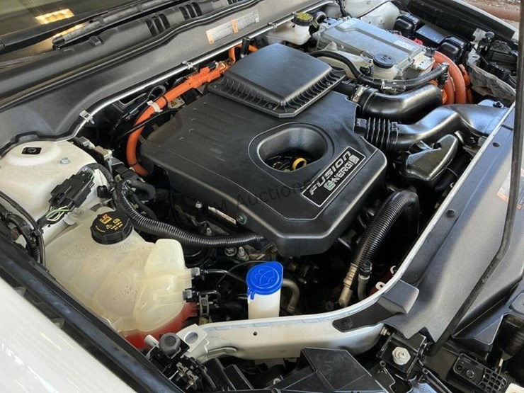 2018-ford-fusion-energi-sdn-image-12
