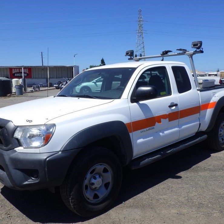 2014 TOYOTA TACOMA